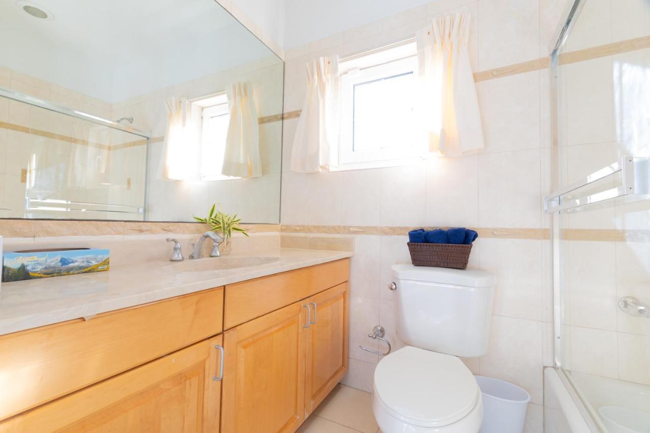 ناسو Caprice 9 - Oceanfront Villa - Gated Community With Pool المظهر الخارجي الصورة