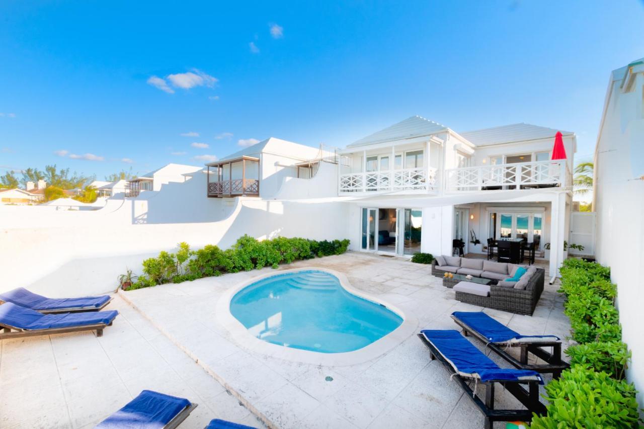 ناسو Caprice 9 - Oceanfront Villa - Gated Community With Pool المظهر الخارجي الصورة