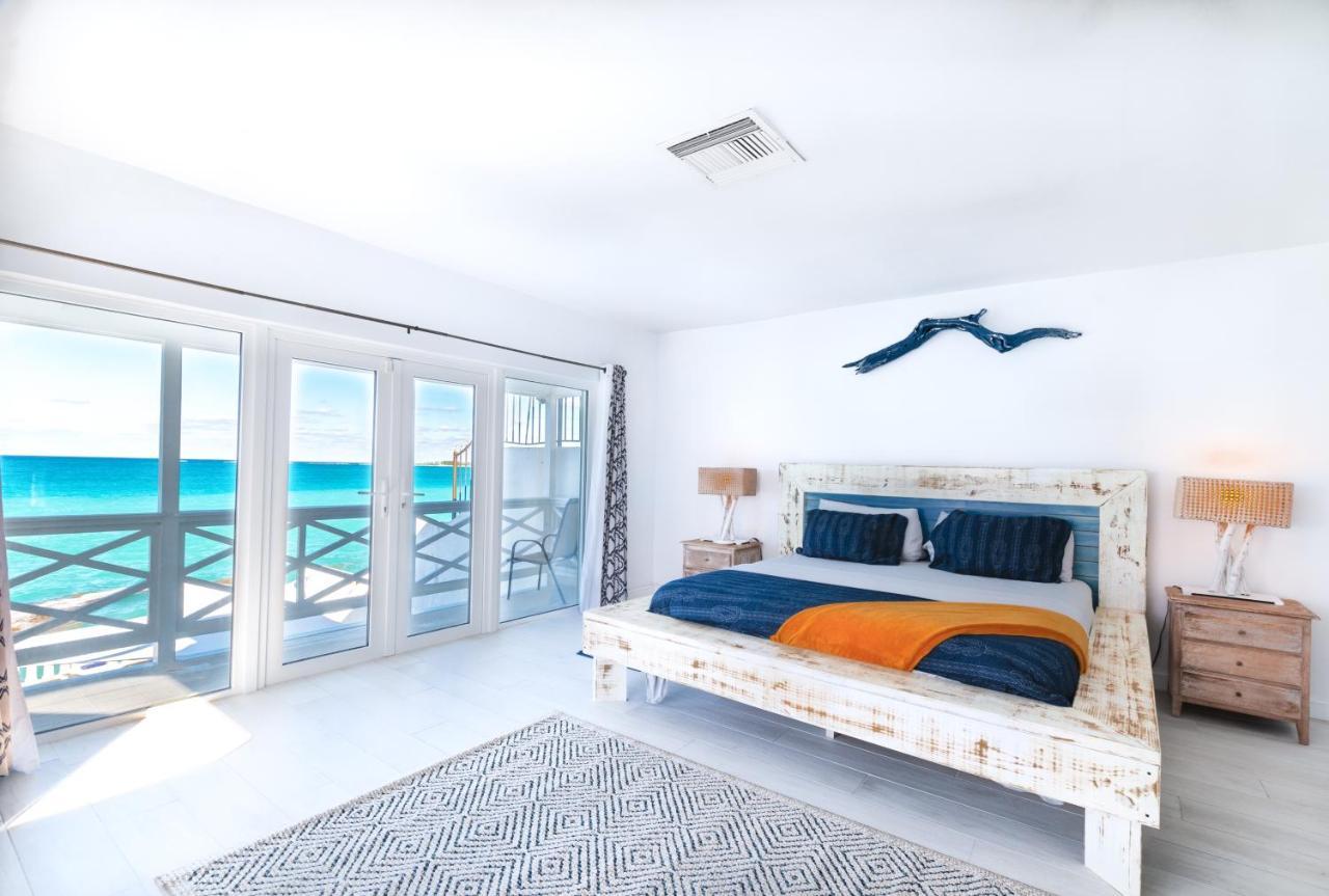 ناسو Caprice 9 - Oceanfront Villa - Gated Community With Pool المظهر الخارجي الصورة