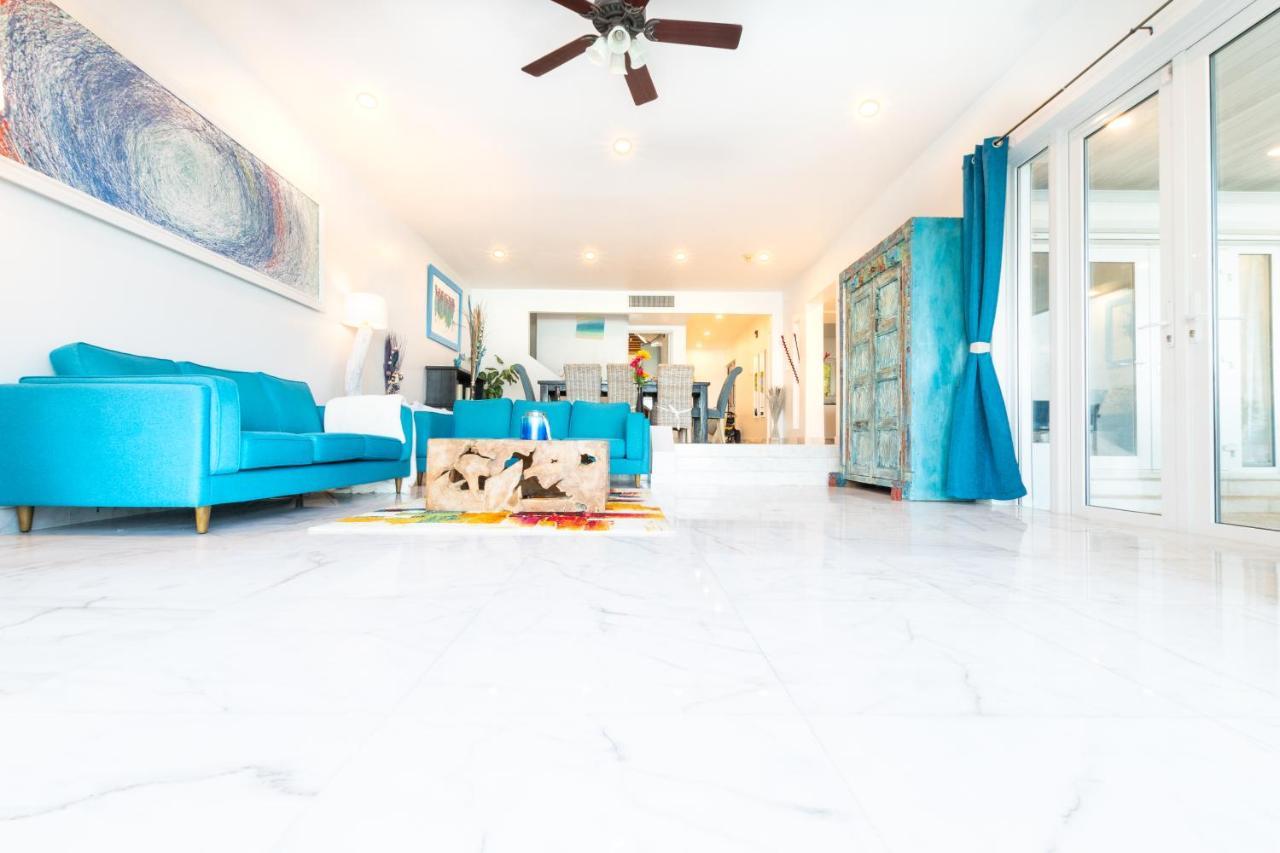 ناسو Caprice 9 - Oceanfront Villa - Gated Community With Pool المظهر الخارجي الصورة